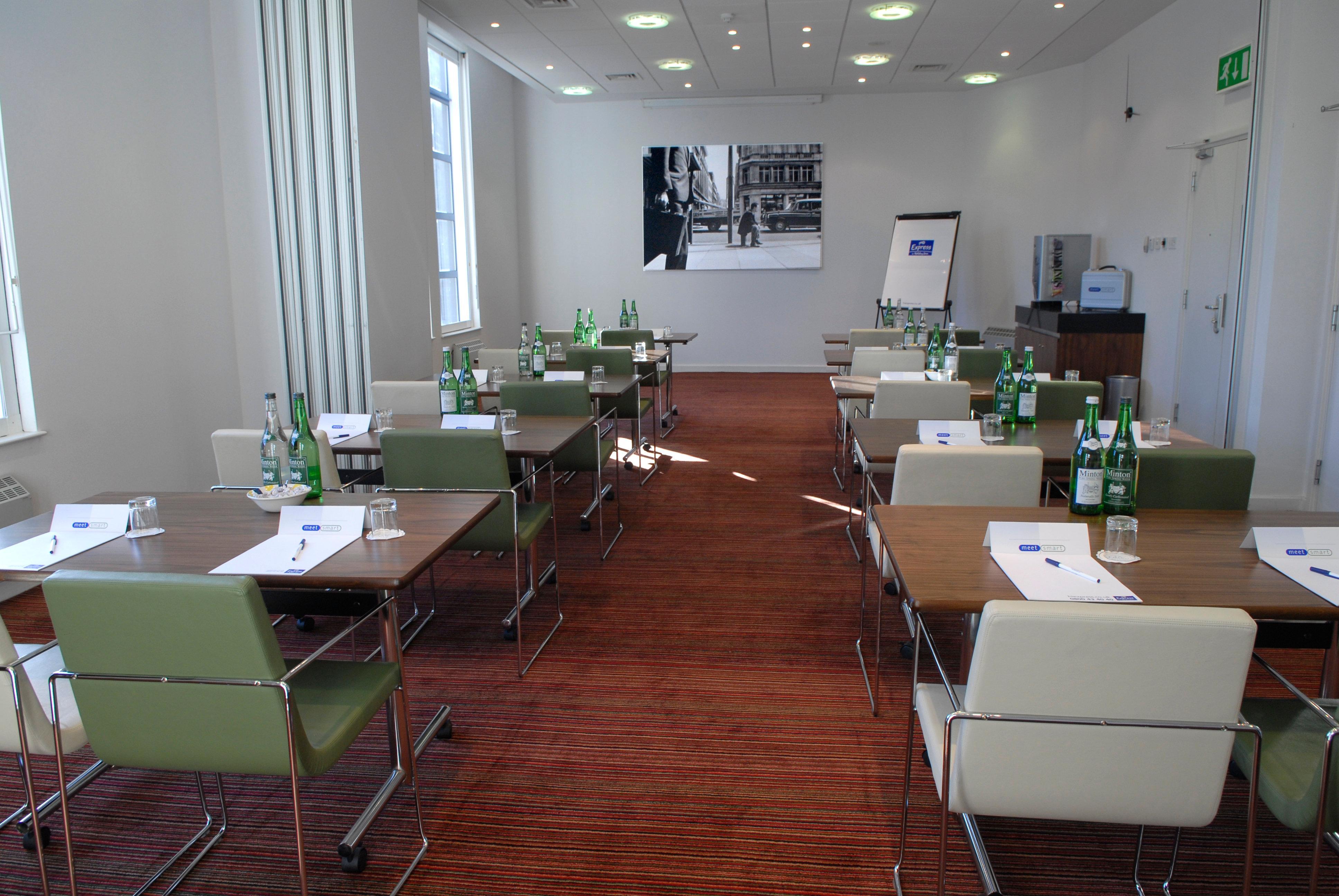 Holiday Inn Express London City, An Ihg Hotel Restaurant photo